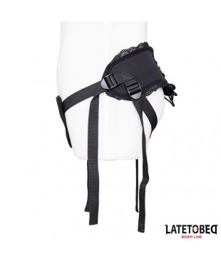 Arnés Strap On Encaje con Anillo Silicona Ajustable