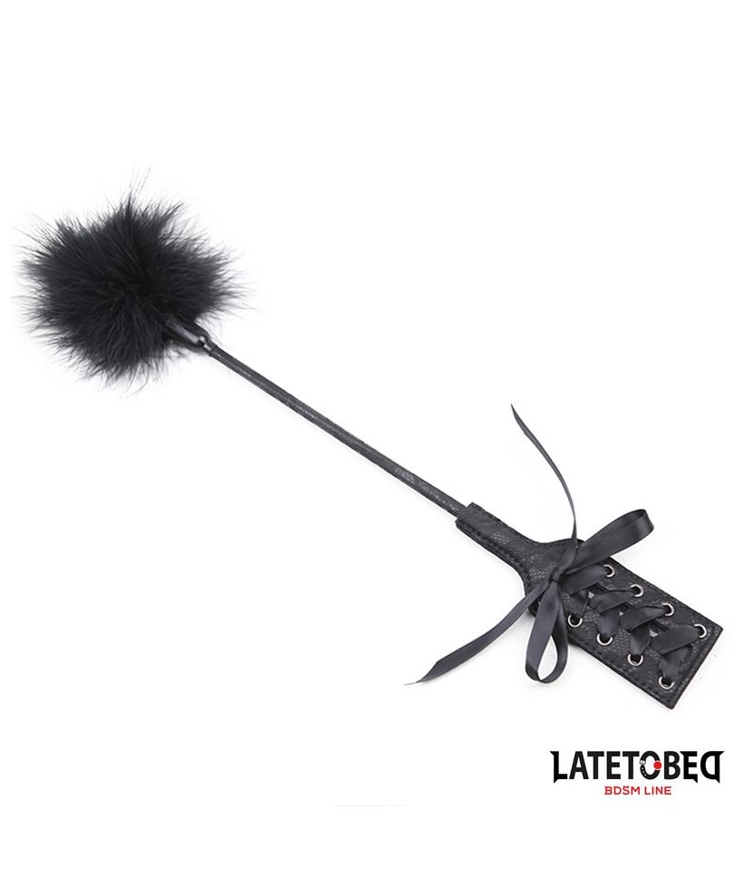 Plumero con Fusta Encaje y Lazo Negro