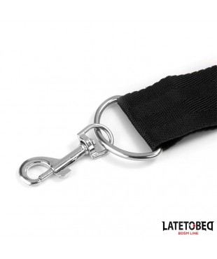 Mordaza y Esposas en Restricciones