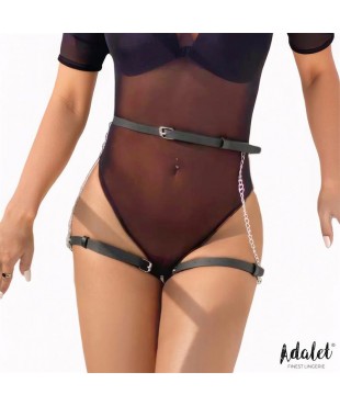Oriana Cinturón Cuero Vegano con Cadenas Tall Única