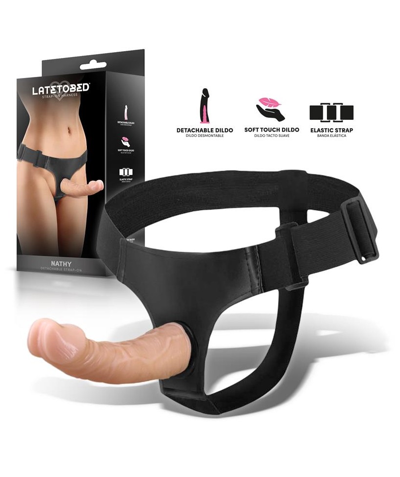 Nathy Arnes con Dildo Desmontable Nathy Arnes con Dildo Desmontable